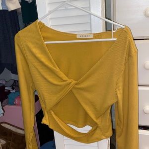 Mustard yellow long sleeve top